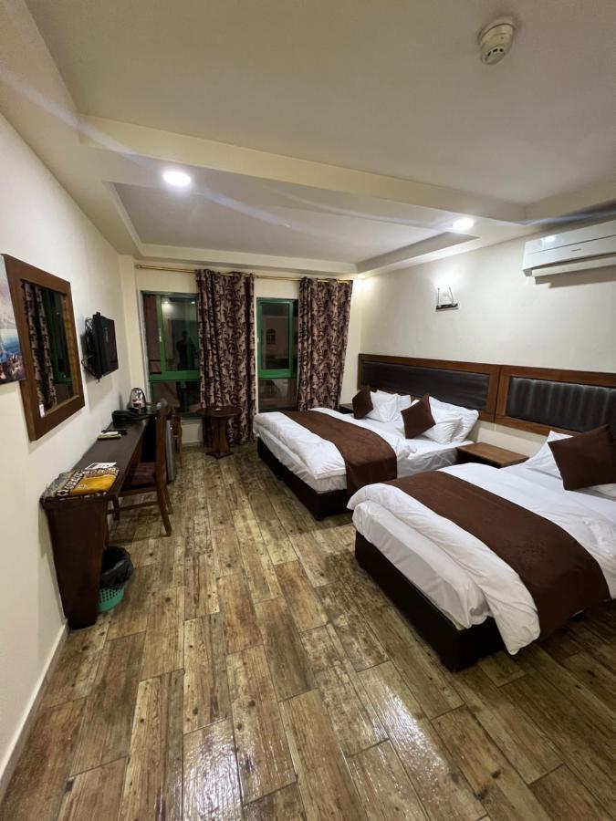 Downtown Hawaa Amman Hotel Exterior photo
